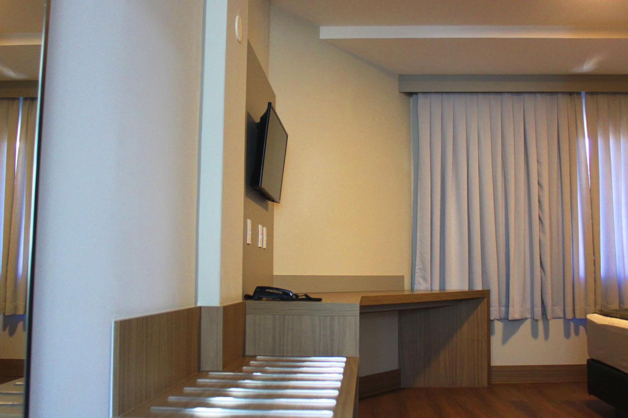 Hotel Evora By Rede Sagres Florianópolis 外观 照片