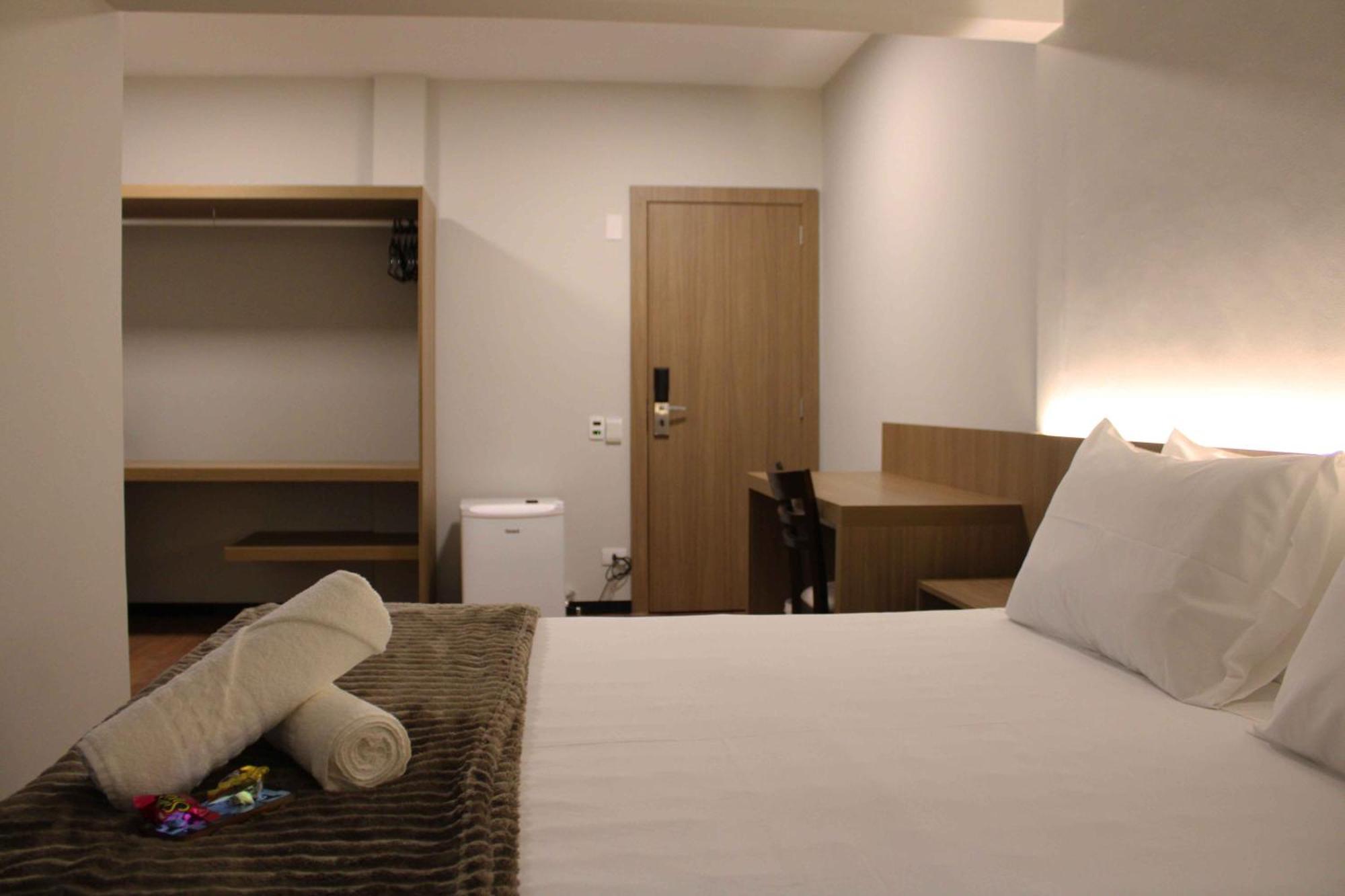 Hotel Evora By Rede Sagres Florianópolis 外观 照片